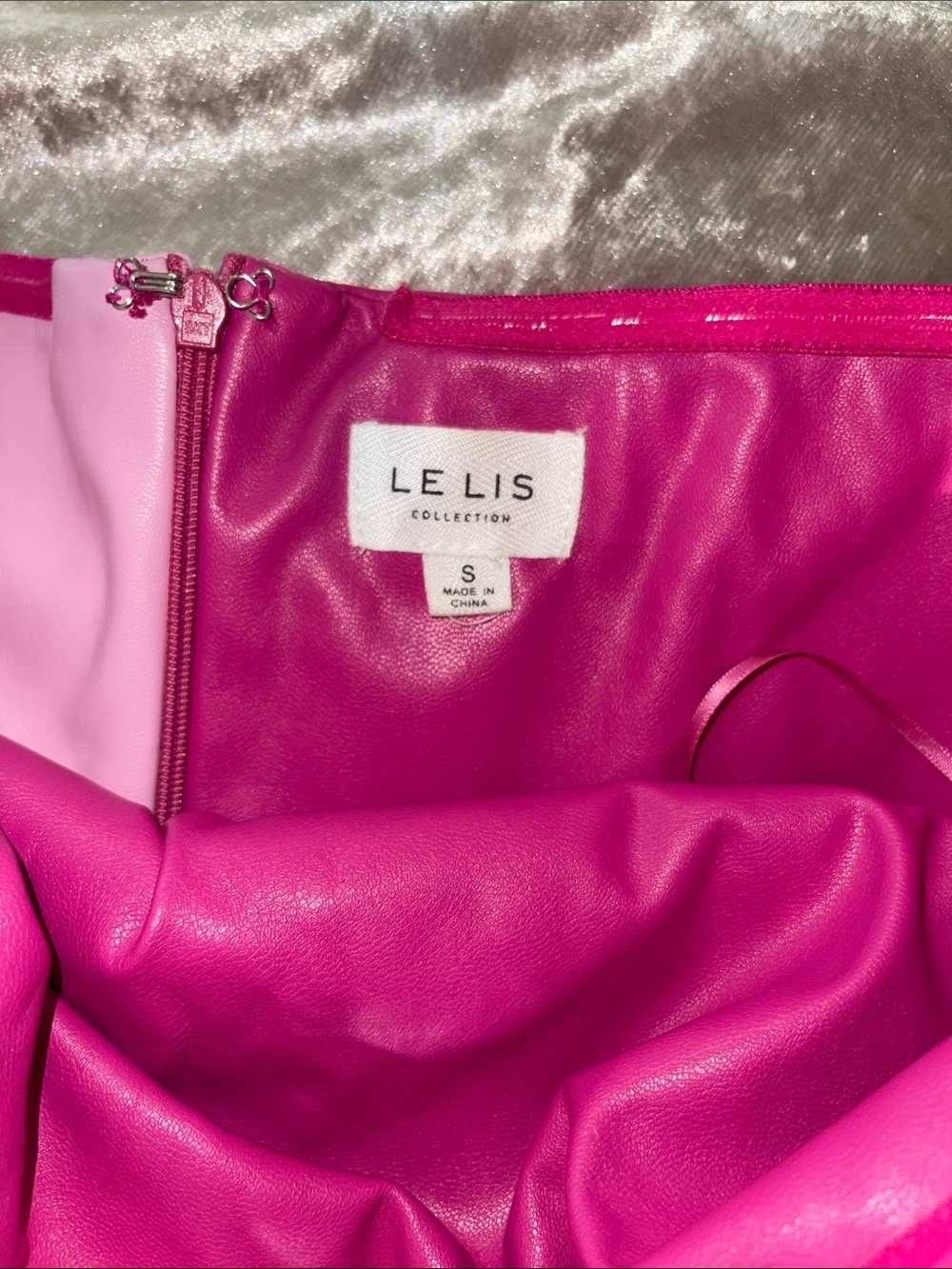 Le Lis Pink Strapless Leather Like Dress Hibiscus Mini Dress Small - Picture 4 of 4